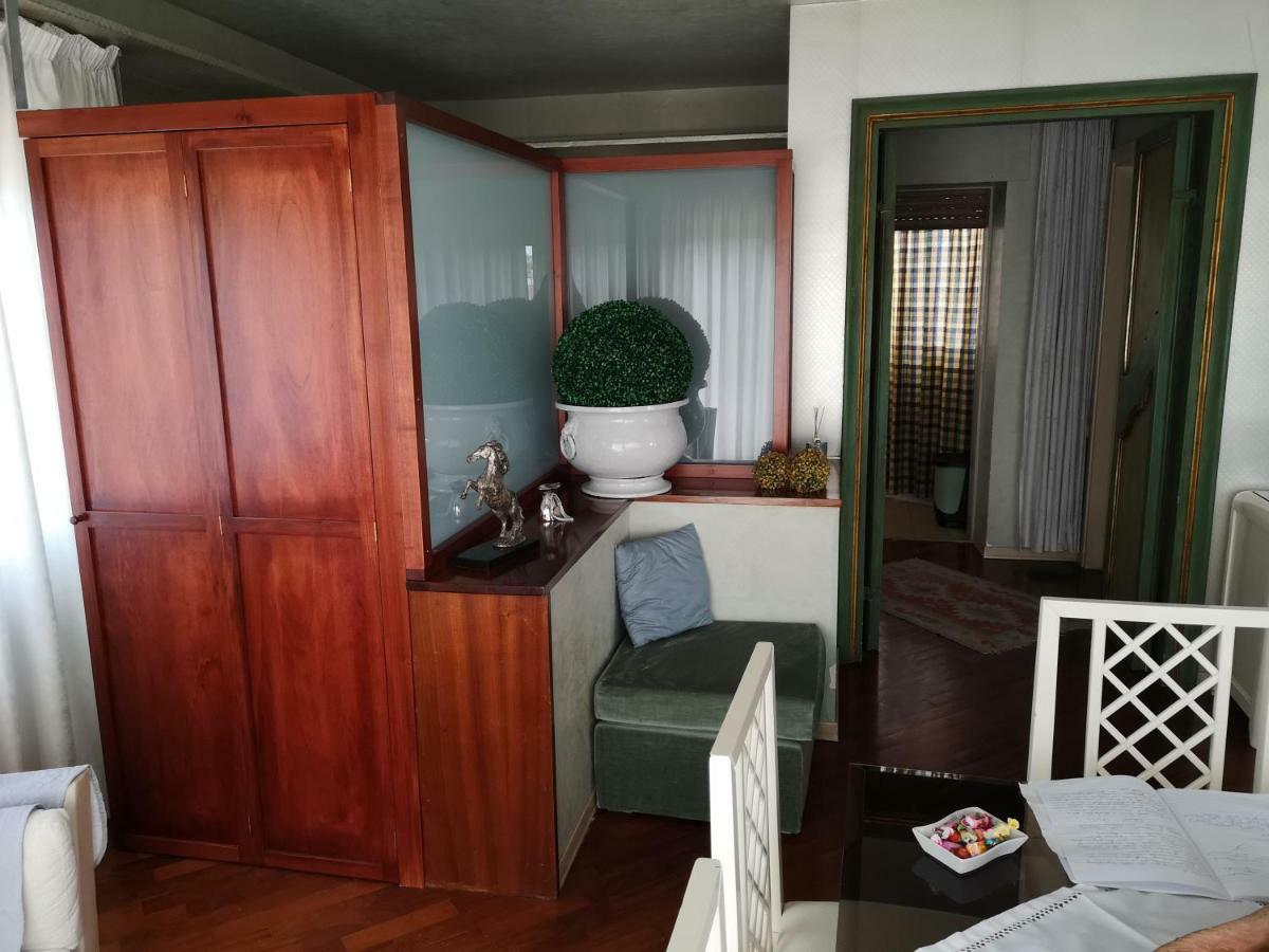 La Terrazza Di Jenny Apartment Palermo Bagian luar foto